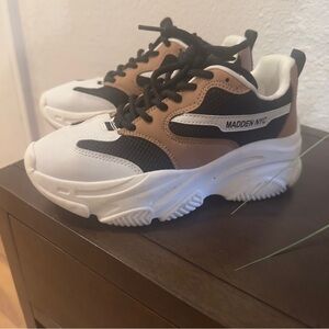 Madden NYC Women's Athletic Shoes - White and Brown